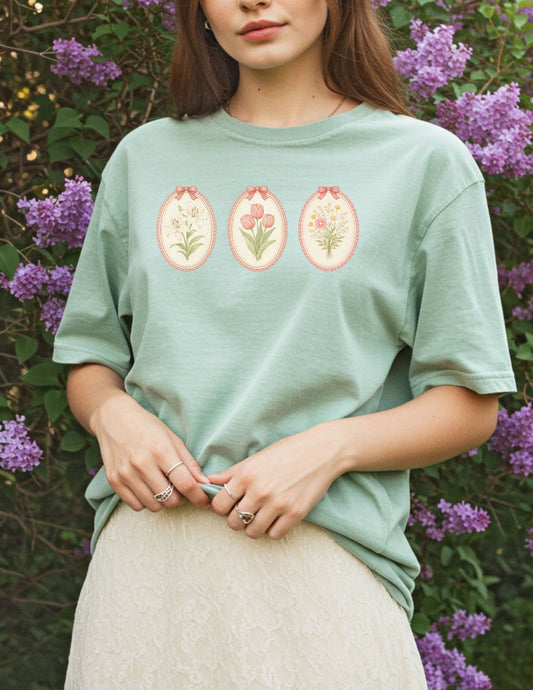 Floral Cameo Graphic Tee – Tulip, Lily, Wildflower Shirt – Vintage Botanical Shirt – Spring Aesthetic Tee – Cottagecore Floral Top
